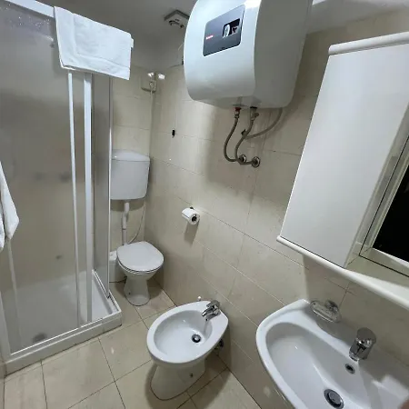 Eden Otel Deiva Marina