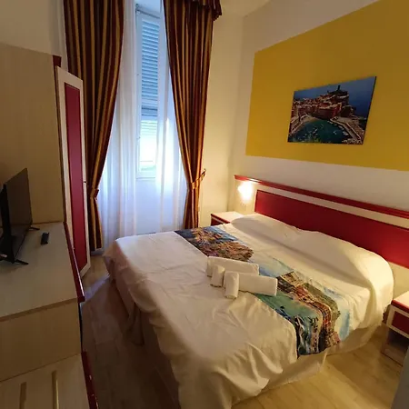 Eden Otel Deiva Marina